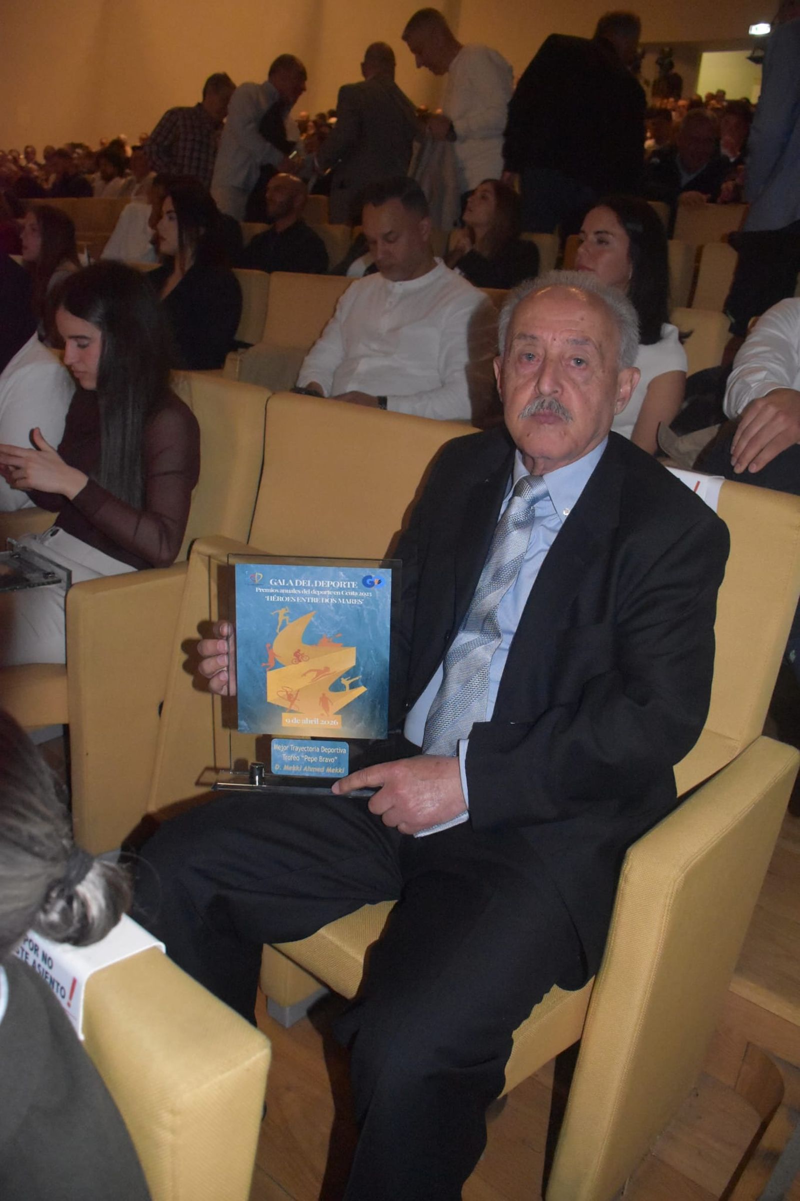 Ceuta ensalza el talento, esfuerzo y futuro de sus “héroes entre dos mares”