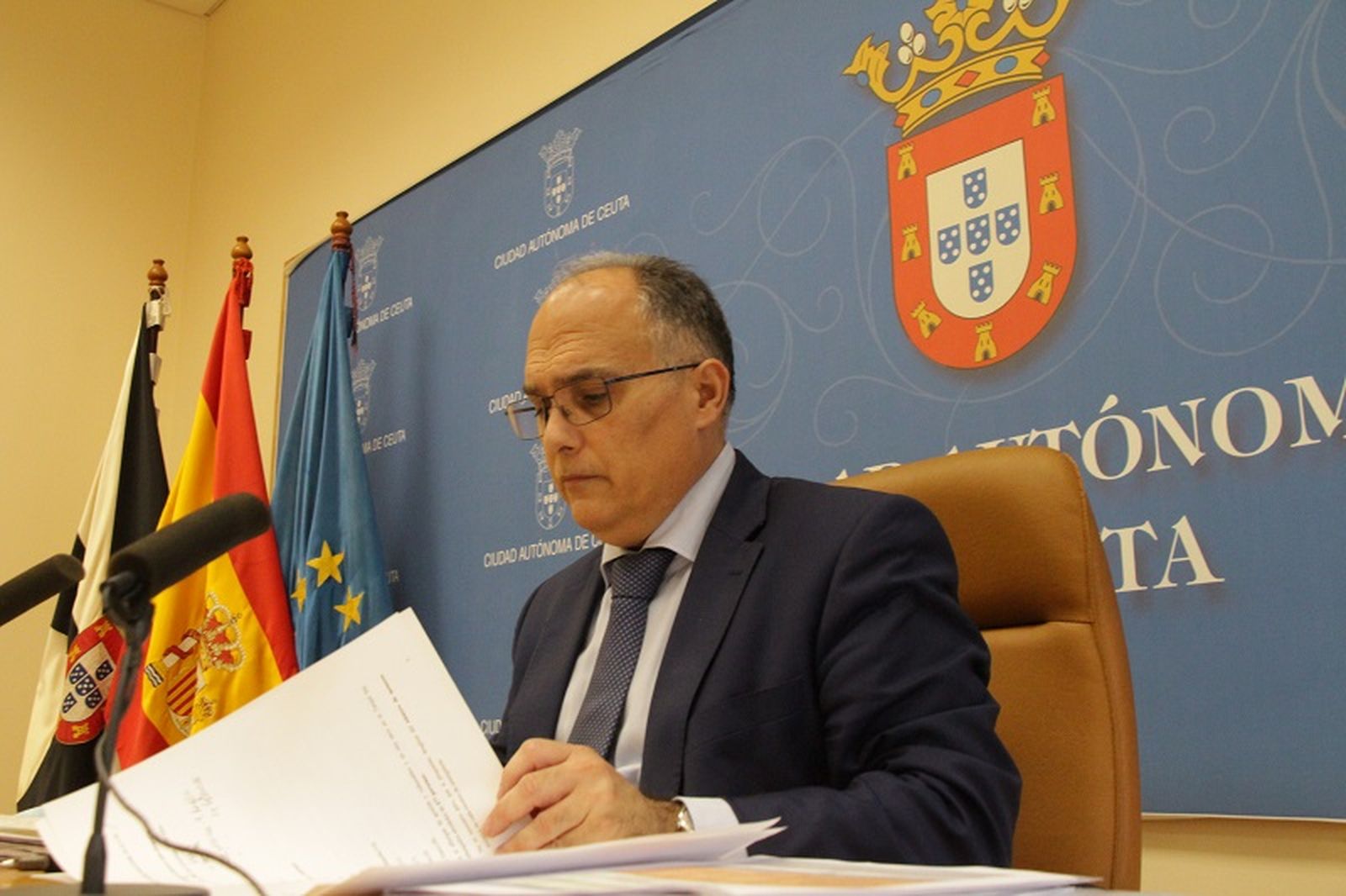 5671_comparecencia-gaitan_005web