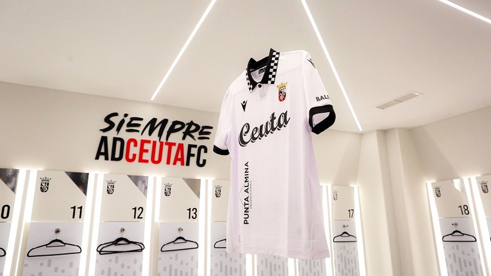 Camiseta retro de la AD Ceuta