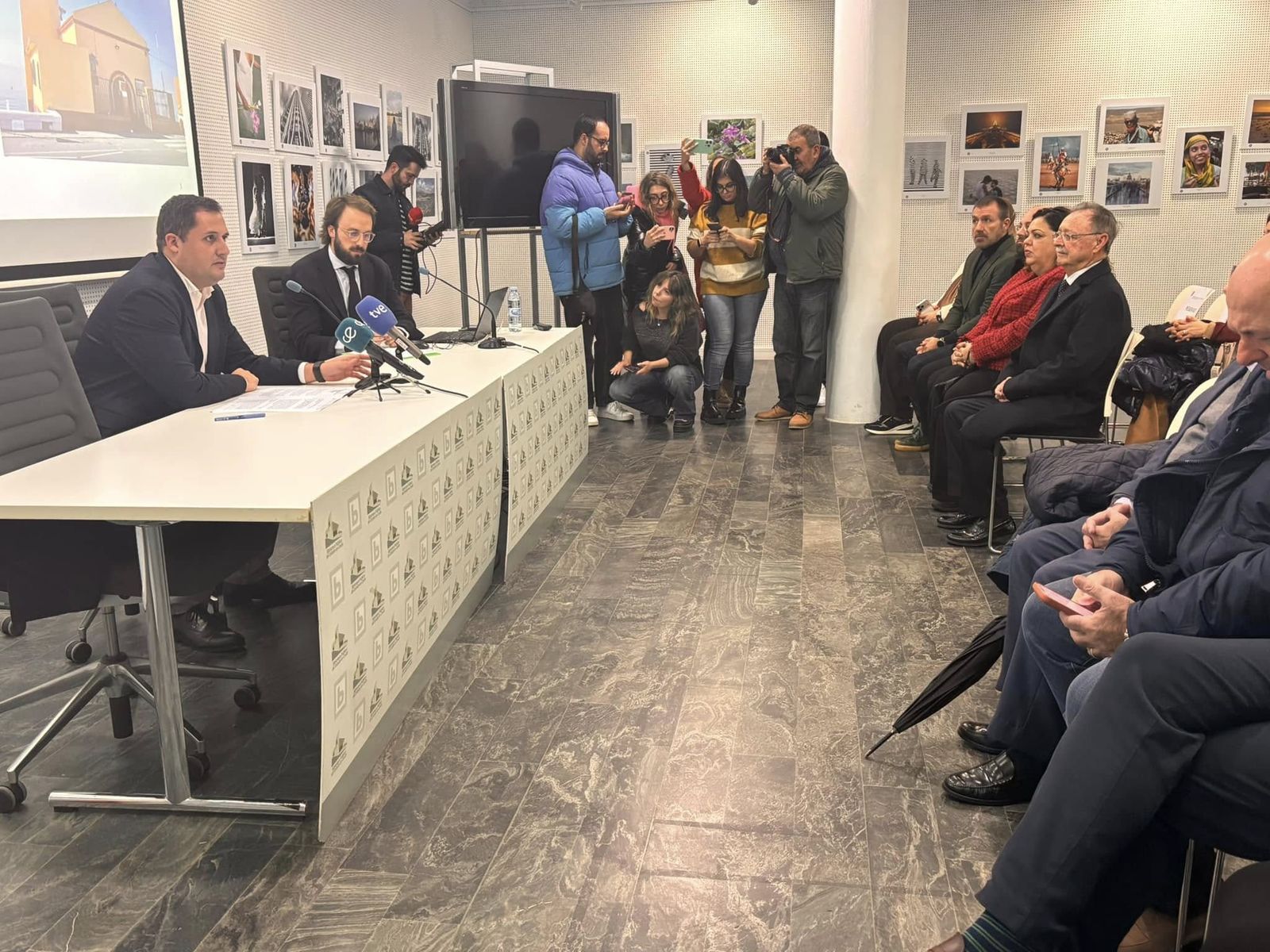 Presentación del proyecto de Regeneración paisajística y ambiental del entorno de la Playa de Miramar y la nueva ermita de la Virgen del Carmen,