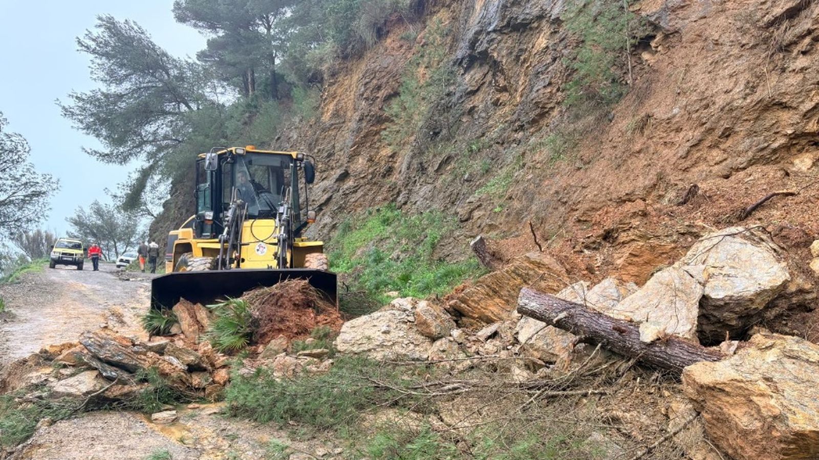El Parque Móvil de Ceuta se empleó a fondo durante los diferentes temporales