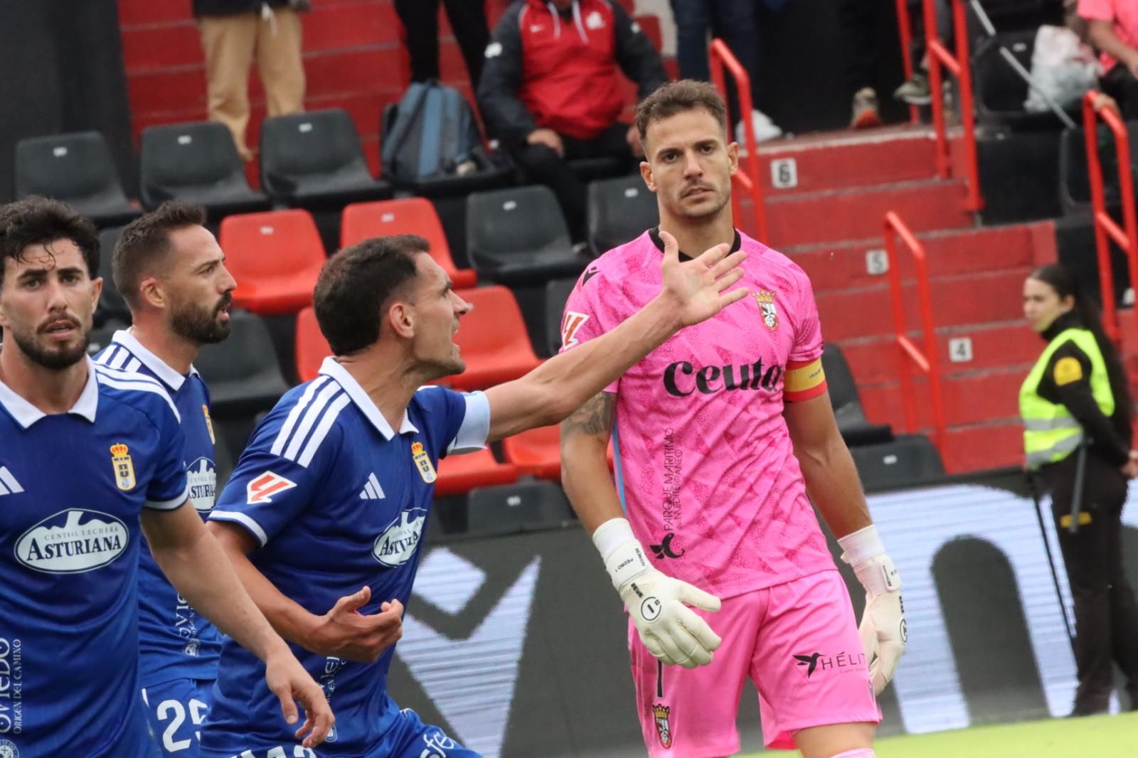 Las mejores imágenes del AD Ceuta - Real Oviedo
