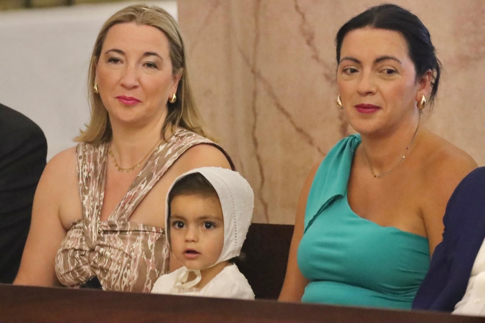 Gabriela, Manuel y Jimena reciben el Sacramento del Bautismo en el Santuario