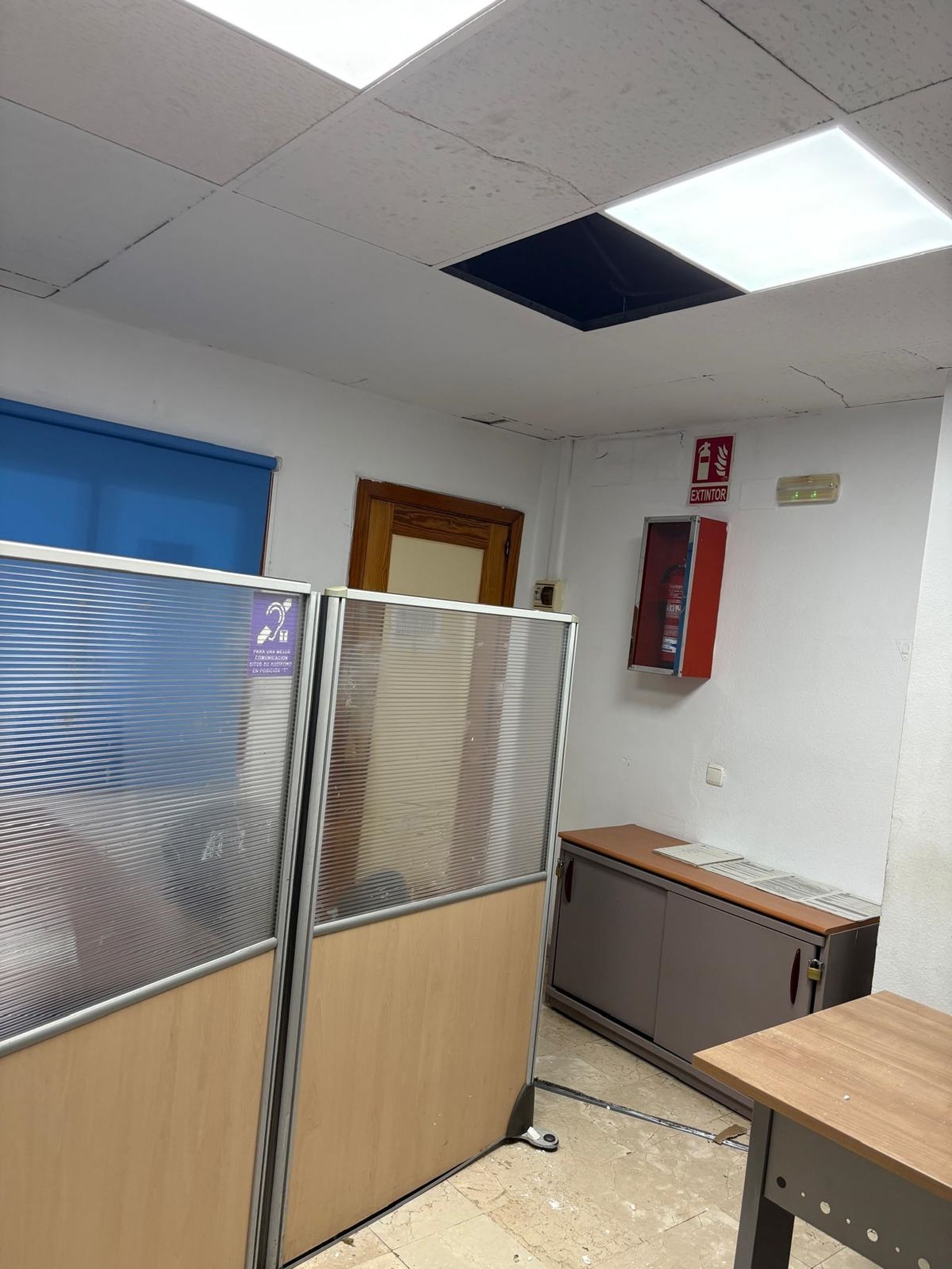 Los sindicatos policiales de Ceuta dicen “basta ya” tras el derrumbe del techo en la oficina de denuncias