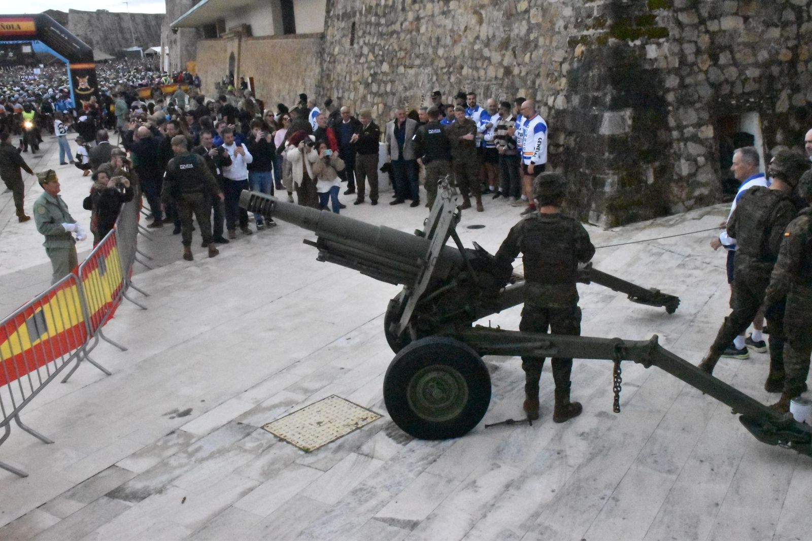 FOTOGALERÍA | Miles de corredores toman la salida en la X Cuna de la Legión: mira las imágenes