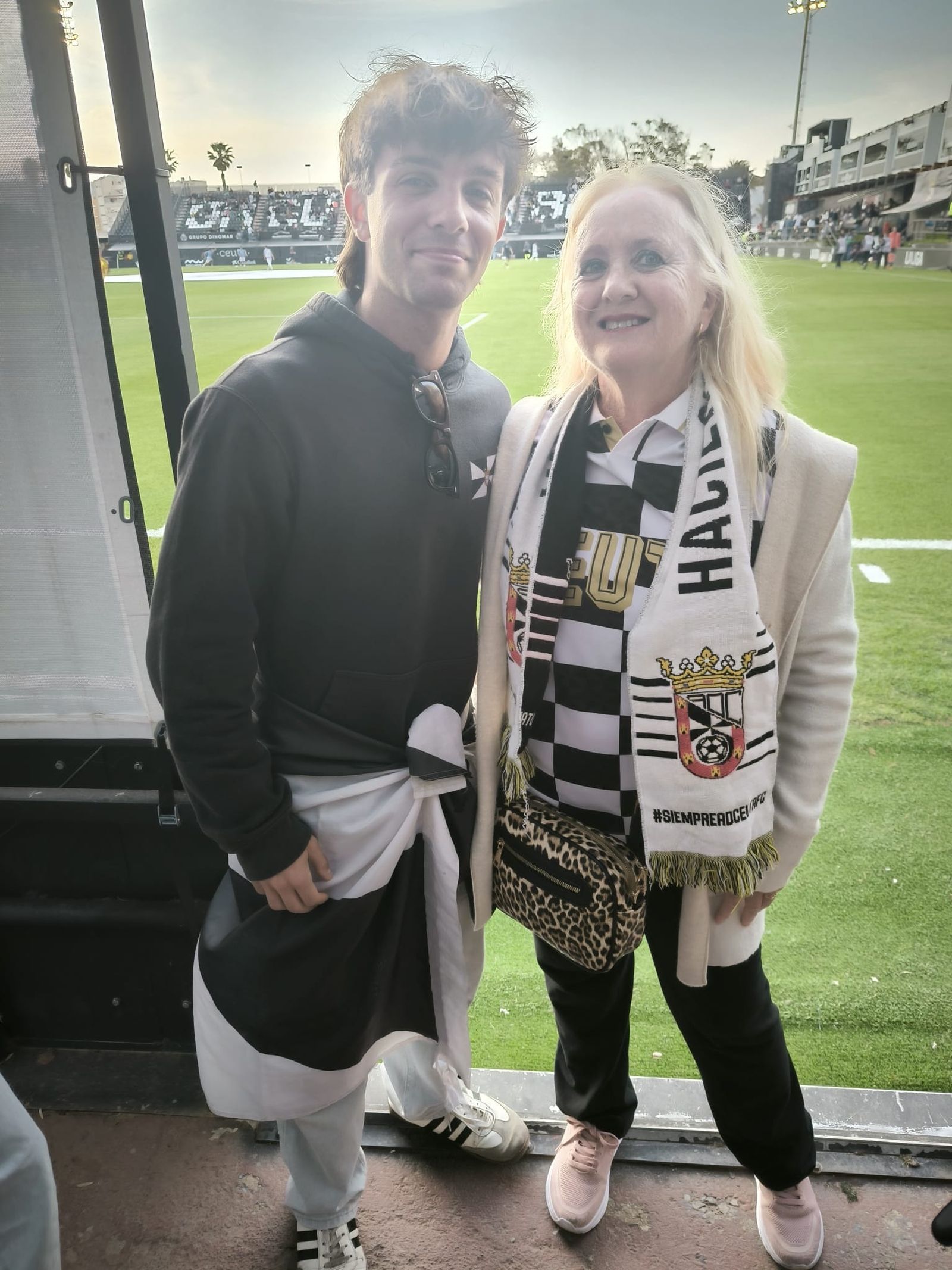 La afición caballa comienza a calentar motores para animar al Ceuta frente al Sanse