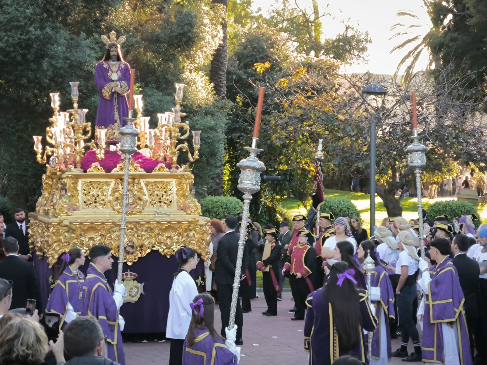 El Medinaceli y María de los Dolores: esencia pura de Ceuta en plena primavera