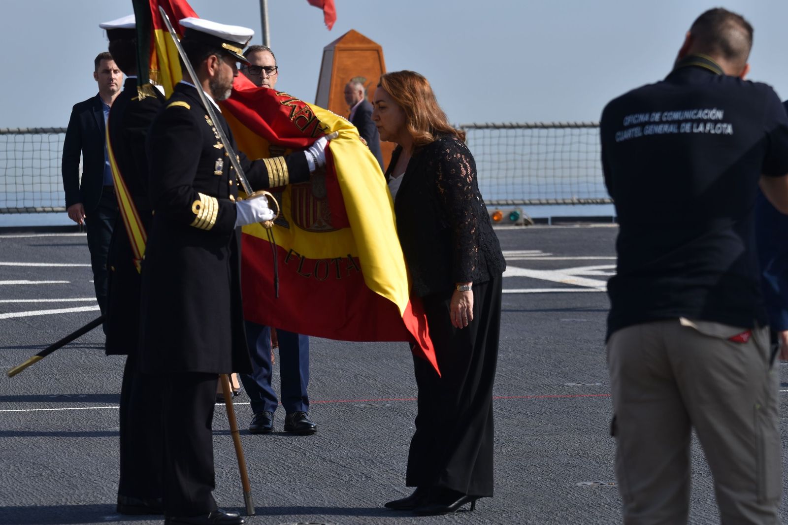 Emotiva jura de bandera a bordo del 'Castilla'