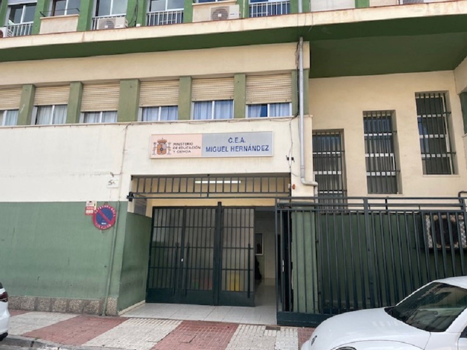 Centro de educación para adultos "Miguel Hernández"/FOTO EL PUEBLO