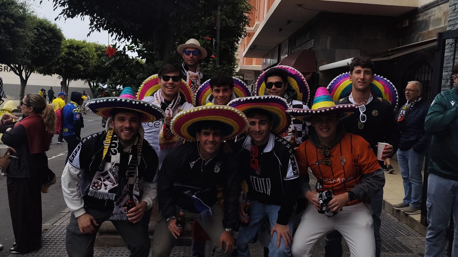 Aficionados ceutíes