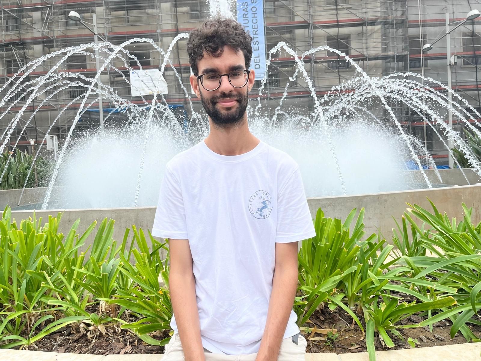 Ramsés Mohamed Azumik, en la Plaza de los Reyes