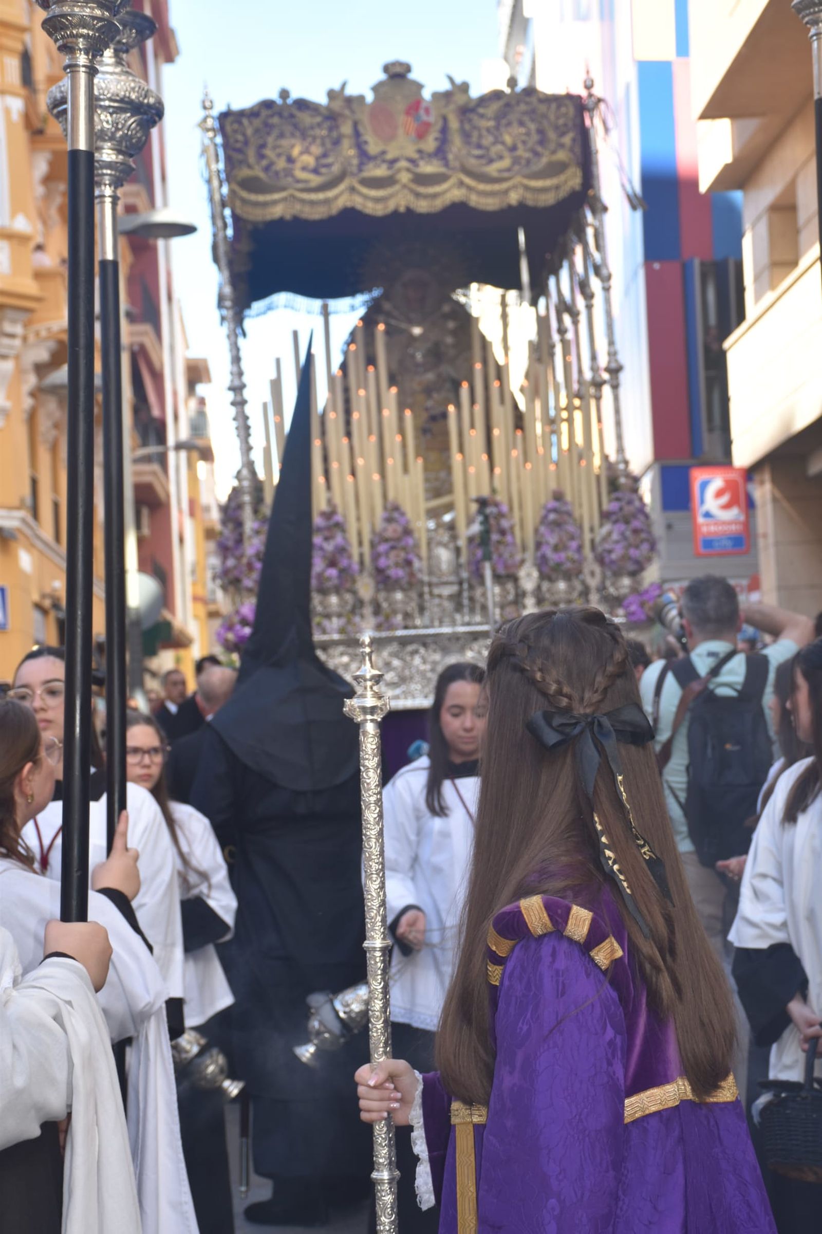 Saetas y emoción a raudales para la salida de la Buena Muerte