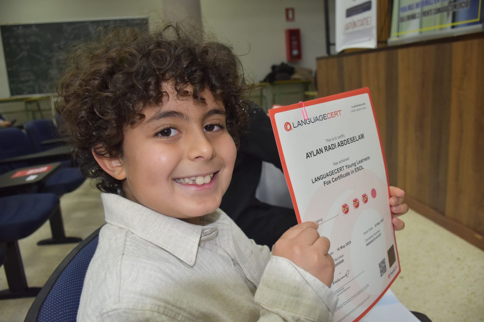 Las academias Art Factory y Big Ben entregan los certificados de inglés a su alumnado