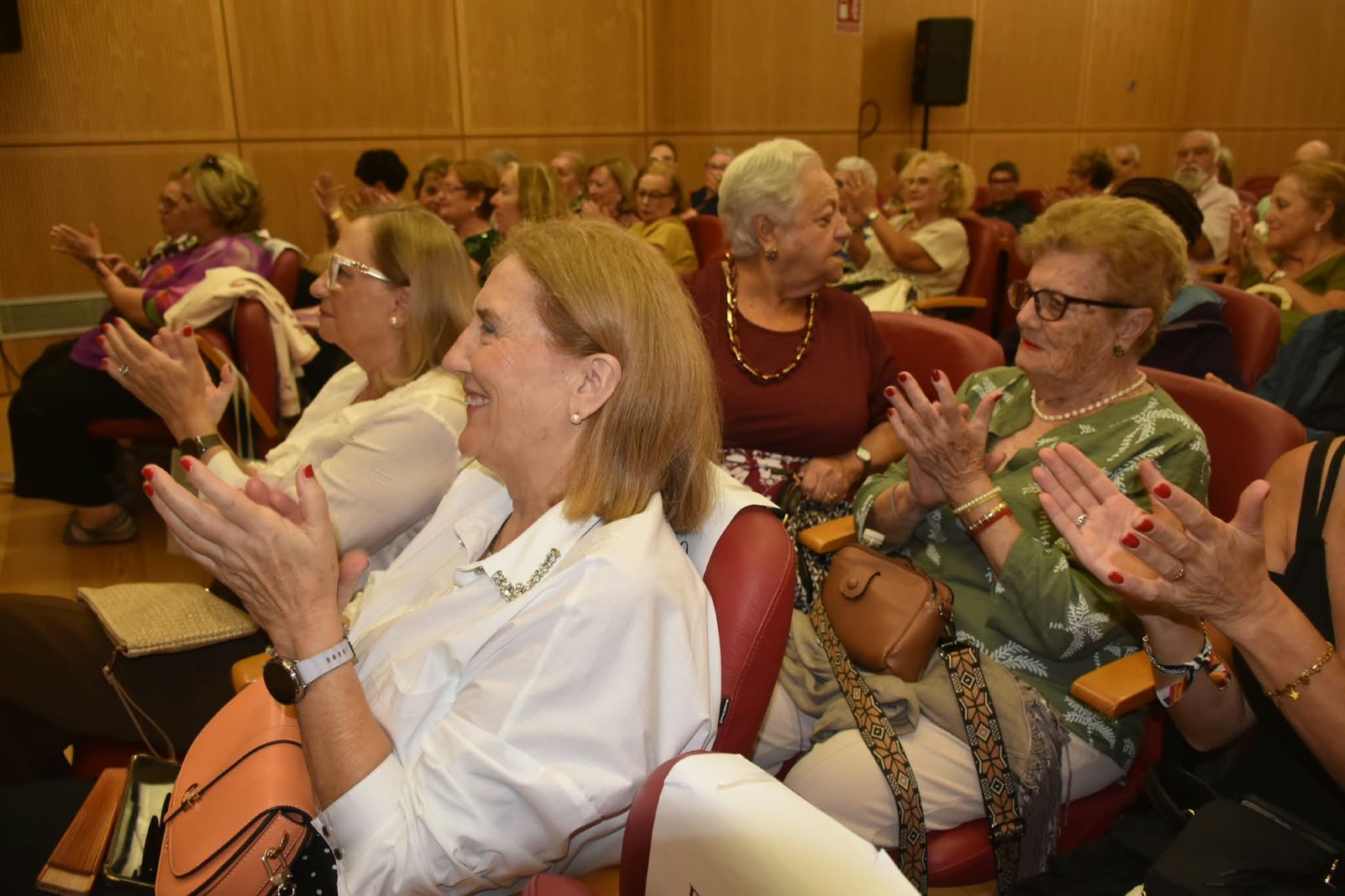 Ceuta disfruta del buen flamenco con un homenaje a Lola del Monte