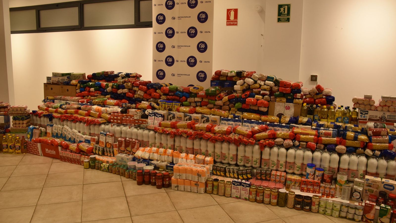 Alimentos recaudados.