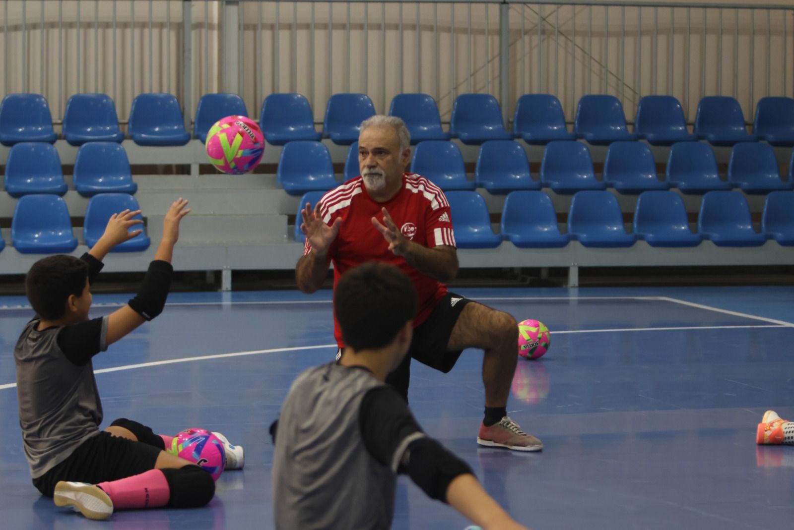 El fútbol sala juvenil ceutí pone en marcha su camino hacia los Campeonatos de España