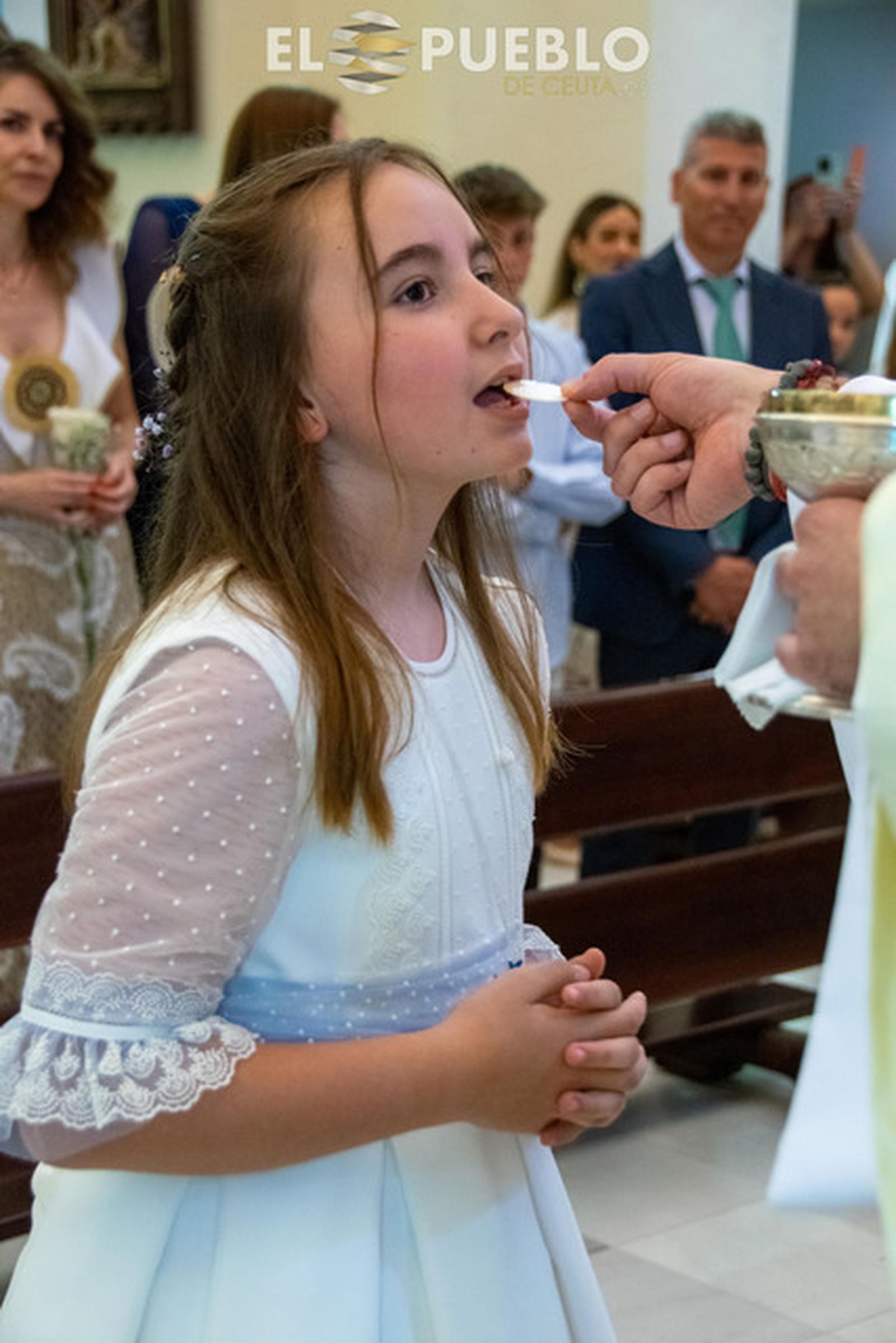 2967_whatsapp-image-2025-05-31-at-2034114_16_11zon