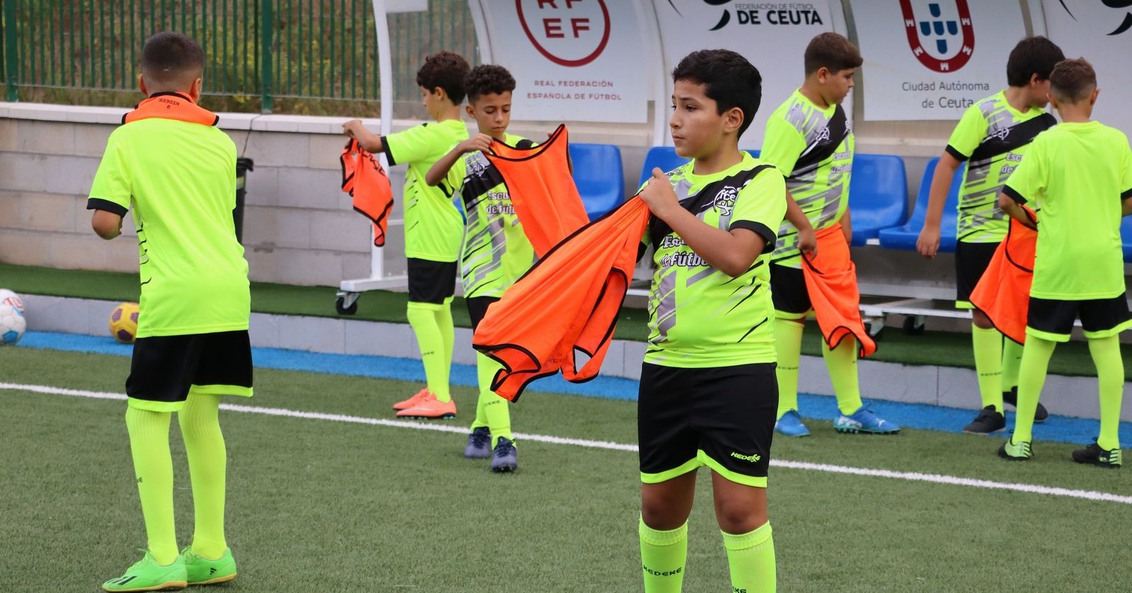 Arranca la escuela de fútbol del Príncipe de la RFFCE