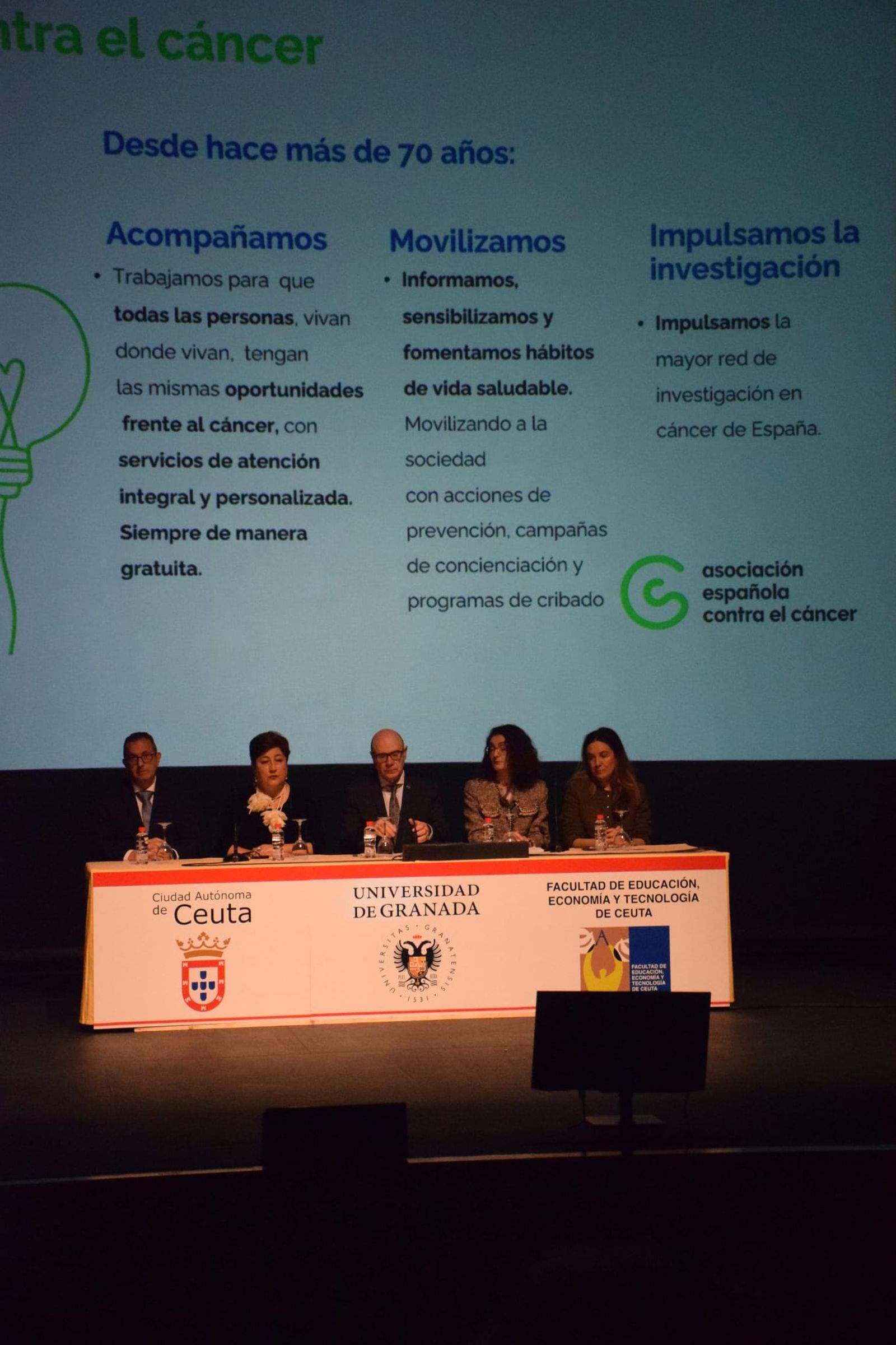 La Facultad de Educación celebra su 90 aniversario y el día de Santo Tomás de Aquino en el Revellín