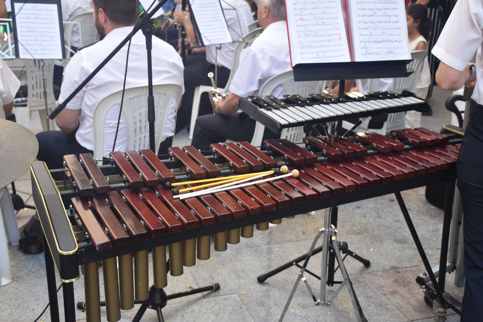 De los estadios a la plaza del pueblo: cuando la música se hace eterna