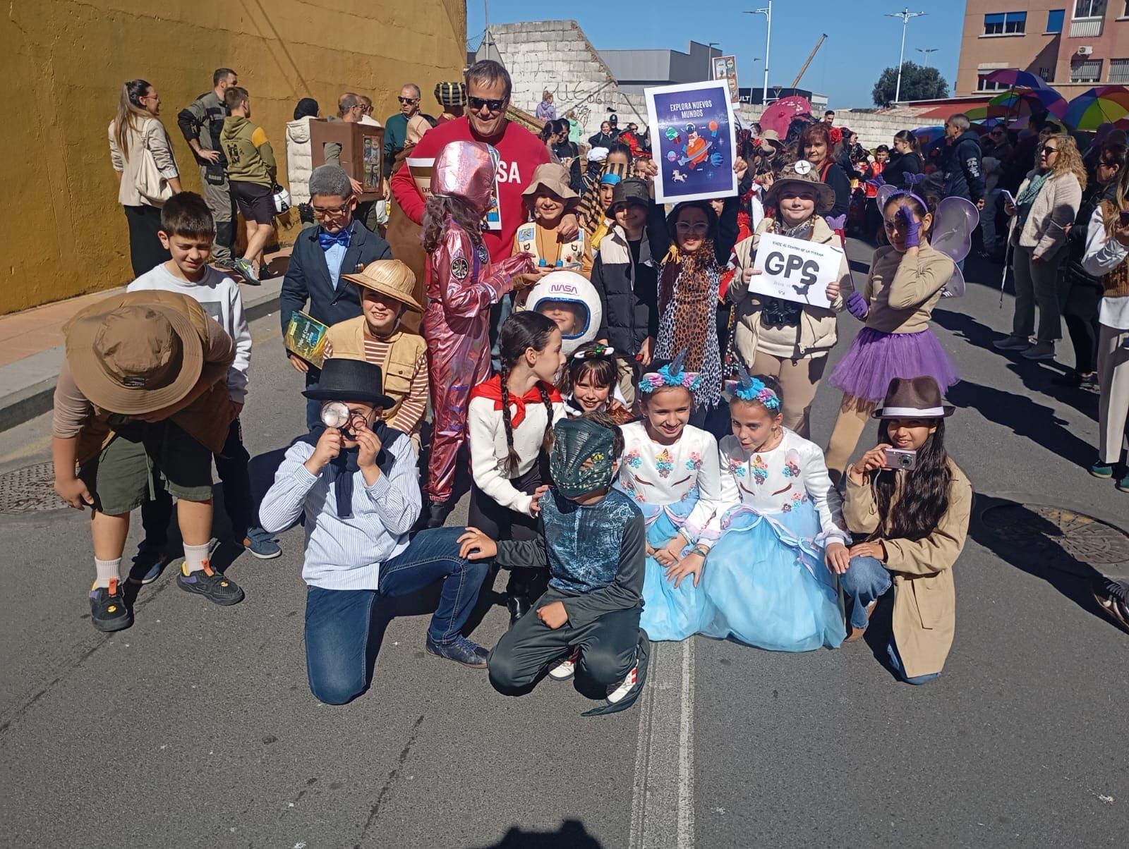 La 'vuelta al mundo' carnavalera del 'Ortega y Gasset