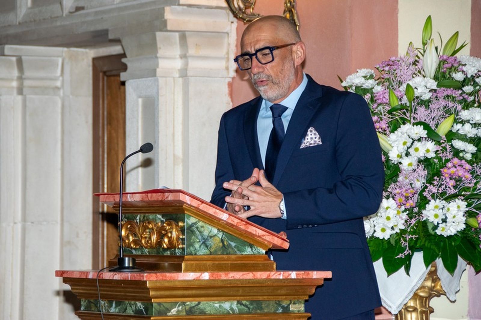 1814_3f79cfaf-6d00-4499-99d9-774fc8c4b065