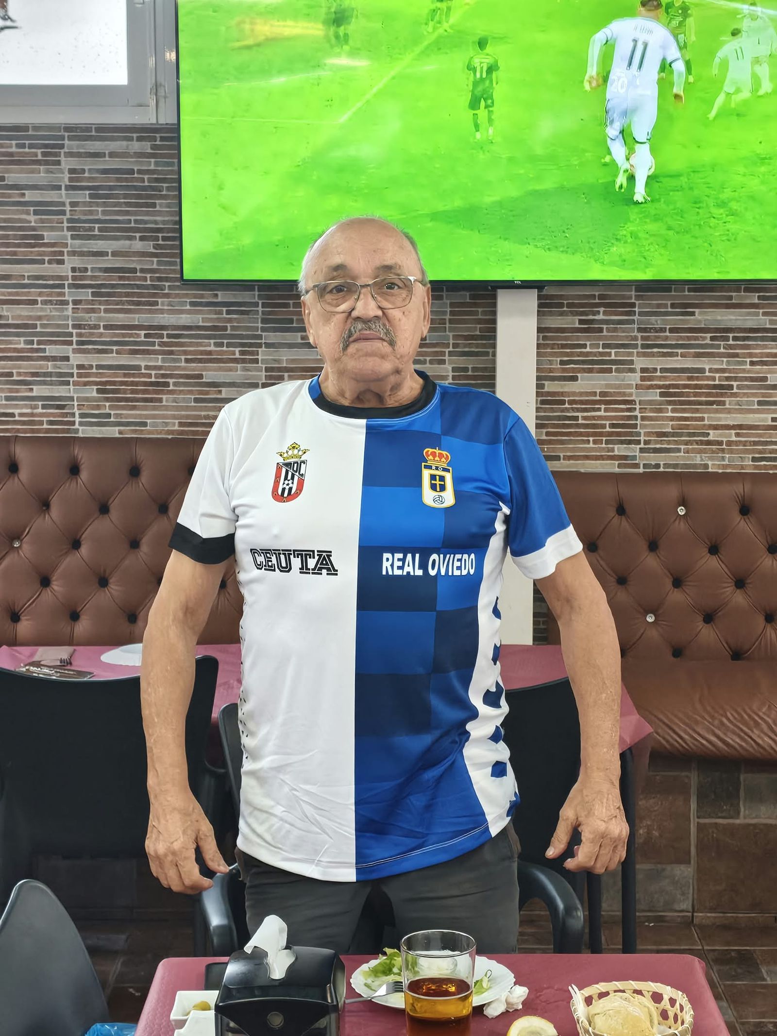 Así vivió la afición caballa la previa junto a los seguidores del Oviedo