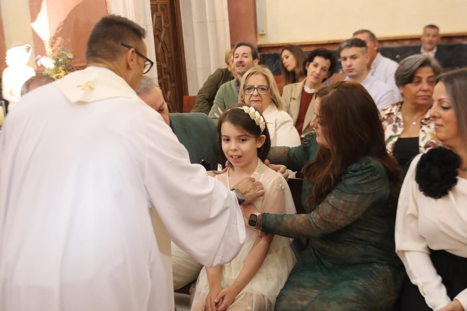 Los Remedios acoge el bautizo de Airam, Carla y Triana