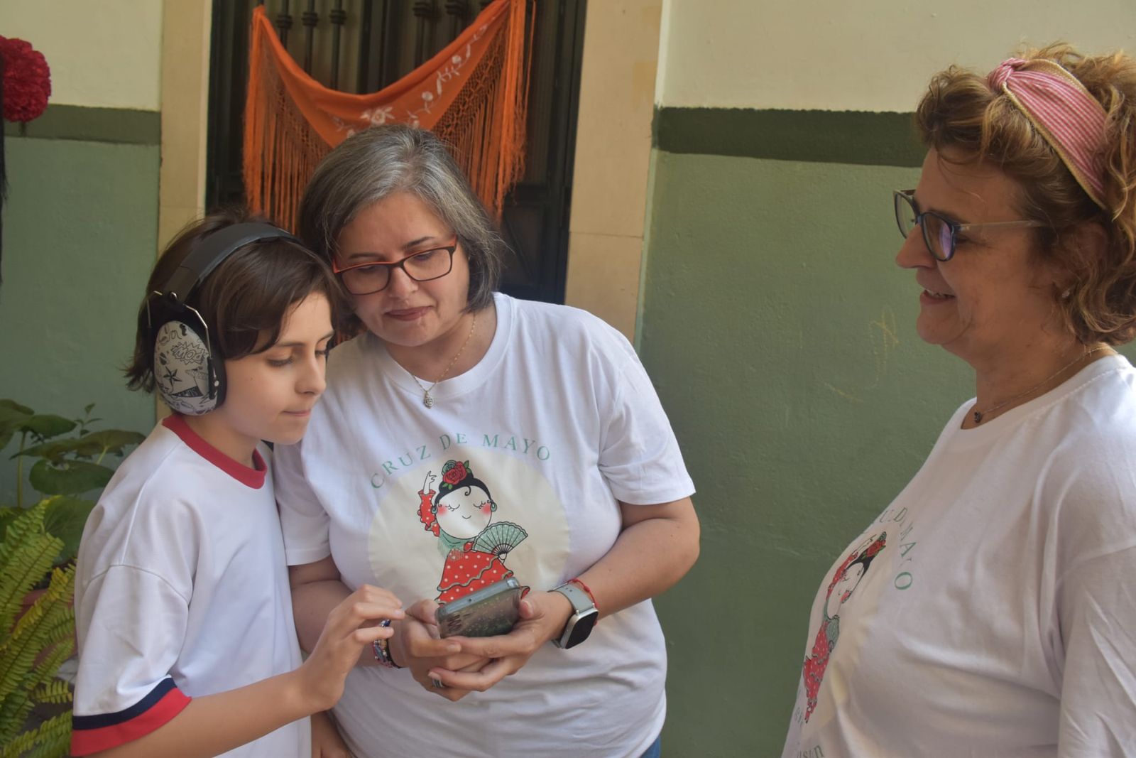 El Colegio de San Agustín disfruta de una feliz jornada solidaria con su Cruz de Mayo