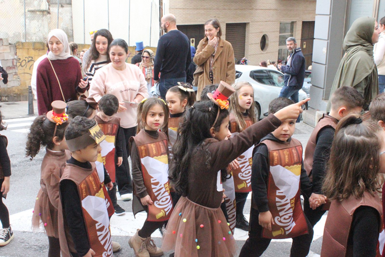 Pasacalles de carnaval del Beatriz de Silva. / FOTO S.C.
