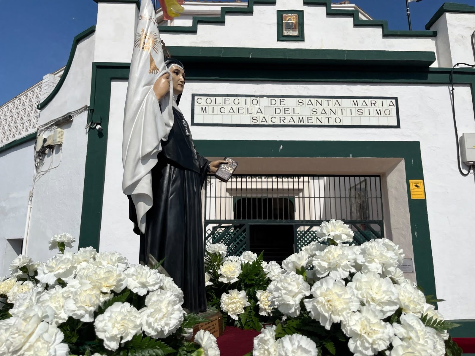 La gran fiesta de Santa María Micaela reúne a familias, alumnos y profesores en una jornada inolvidable
