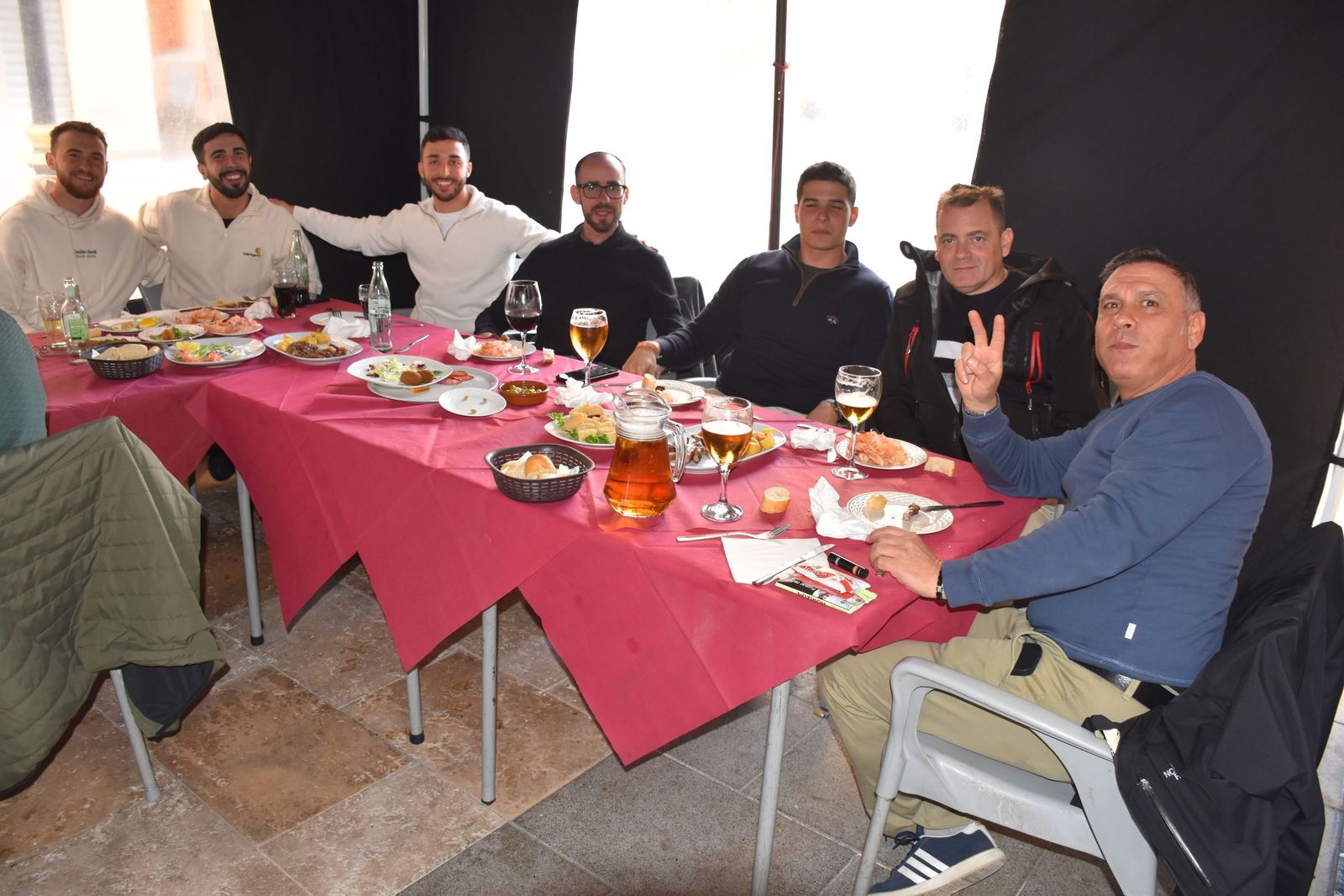 Vivimos el ecuador de las reuniones de amigos, familias y empresas