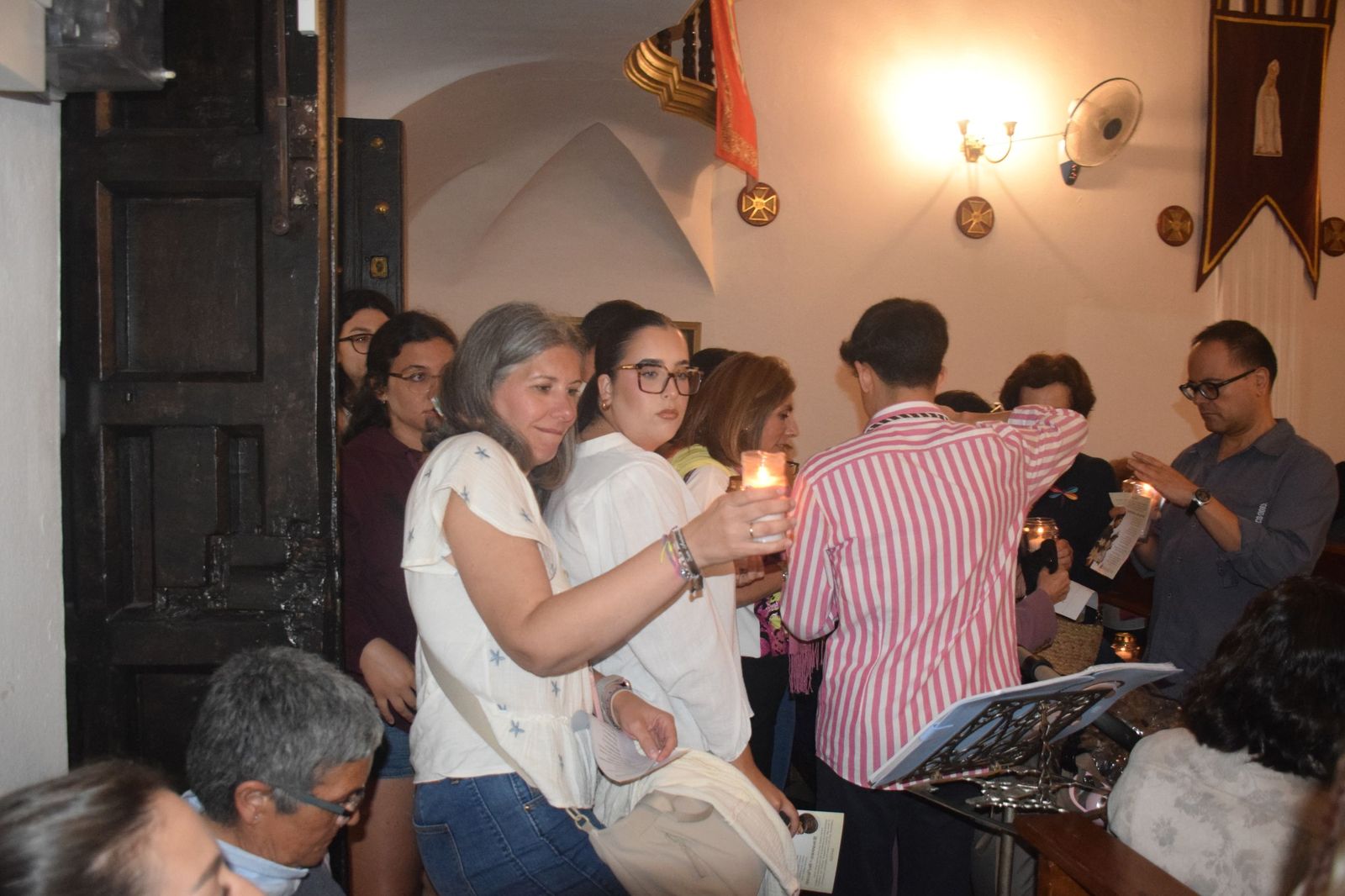 Rosario de antorchas como previa a la Procesión