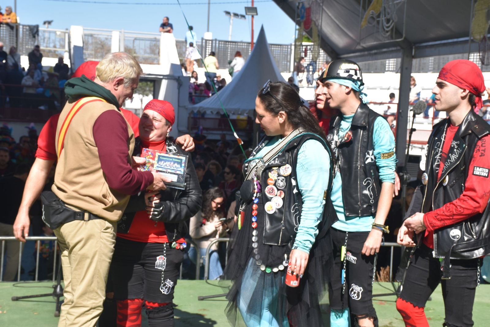 El Carnaval 2026 dice adios con la quema de la caballa