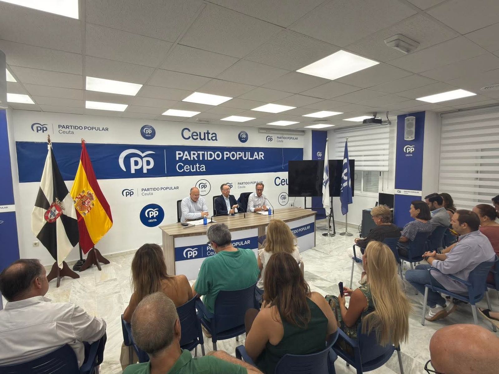 El PP de Ceuta refuerza su unidad junto a Miguel Tellado y fija como objetivo un Gobierno de Feijóo