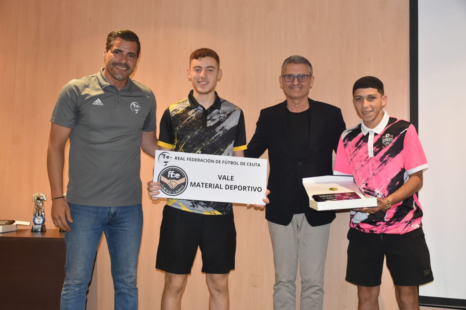 La Federación pone rostro a los valores que hacen grande al fútbol ceutí