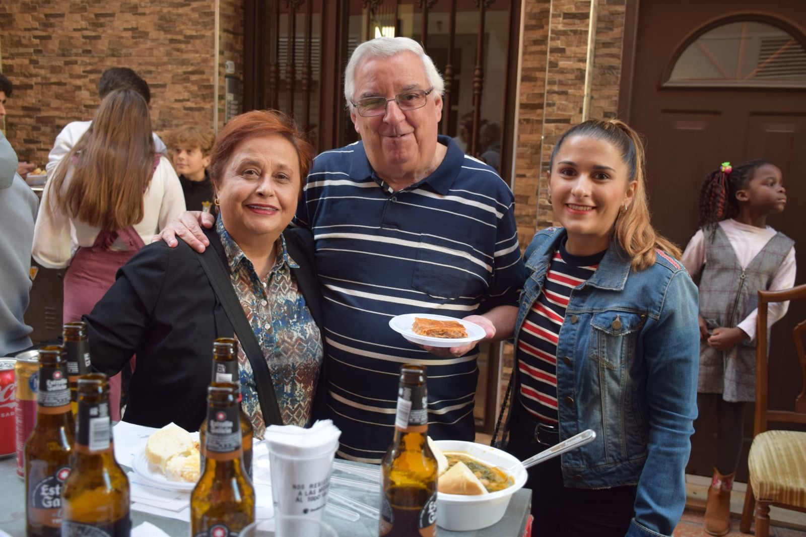 El Potaje Solidario de la Flagelación vuelve a reunir a decenas de ceutíes