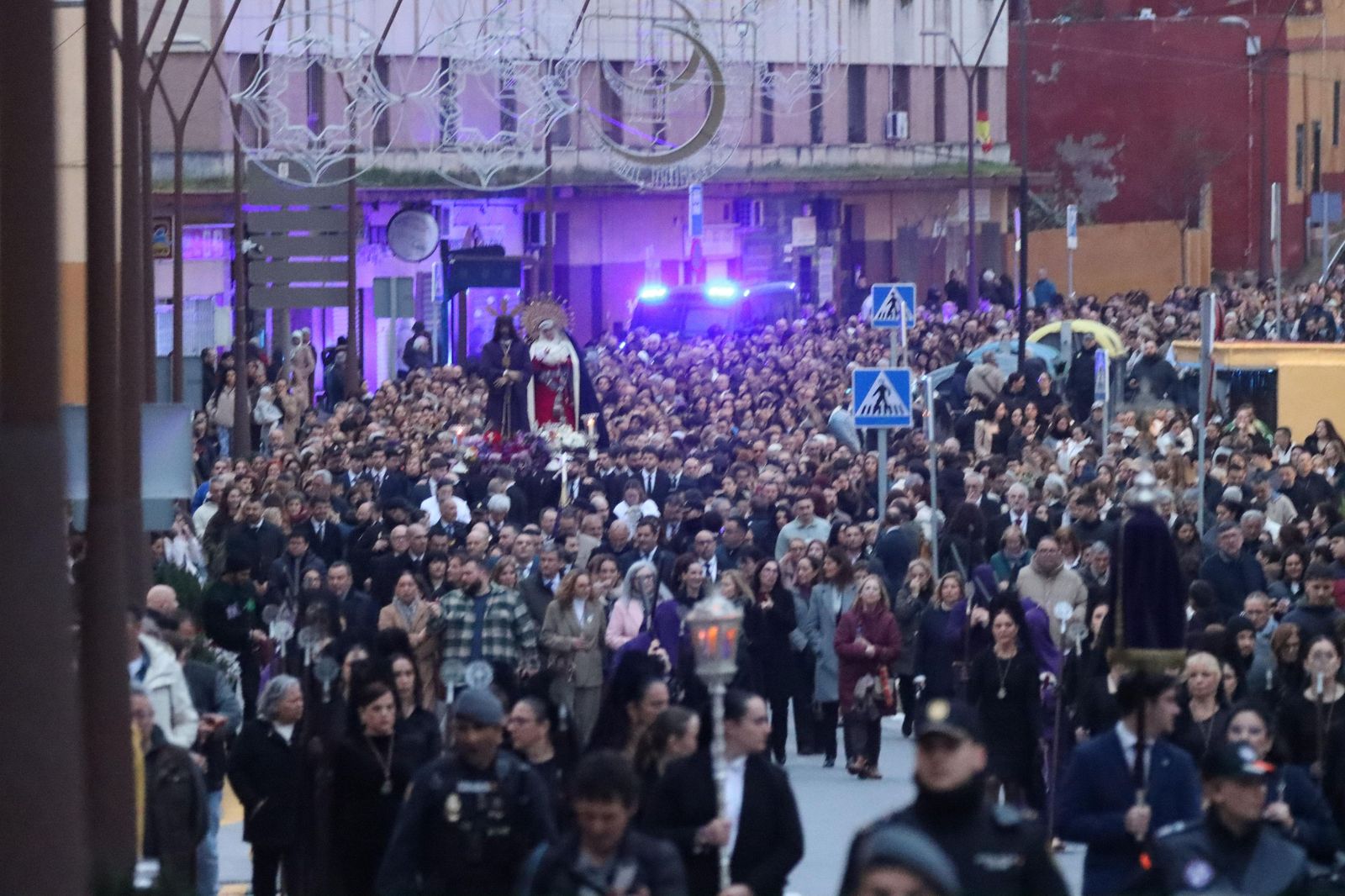 Fe, redención y  convivencia: Ceuta vuelve a mostrar sus mejores galas en el Traslado del Cautivo