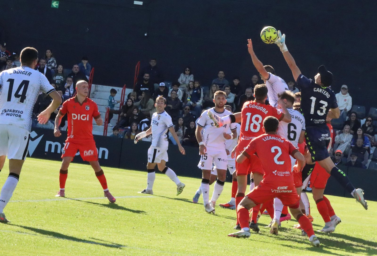 FOTOGALERÍA | Así se vivio la sexta victoria ceutí en el Alfonso Murube