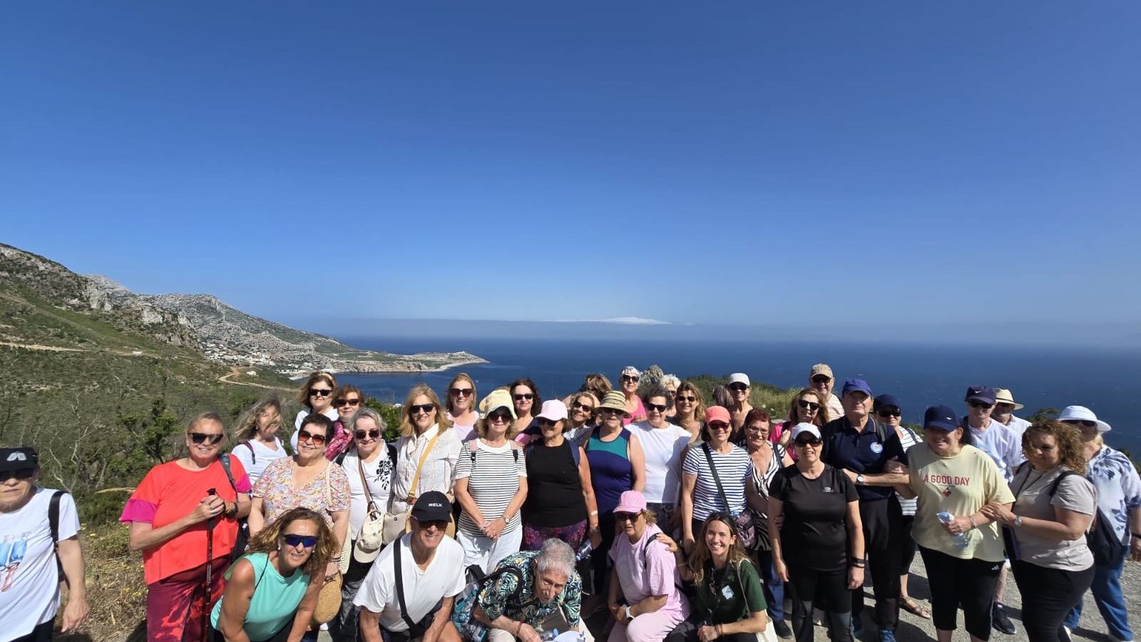 El Centro del Mayor disfruta de una jornada de convivencia en Aranguren por el Día del Medio Ambiente
