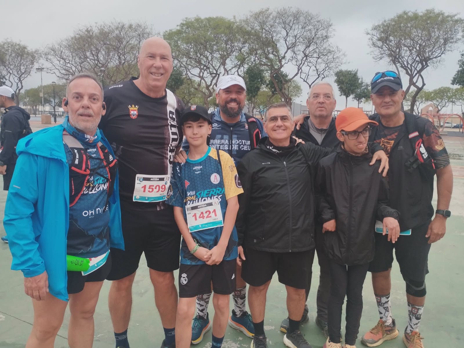 Participantes en la 'Vuela a Ceuta Andando'