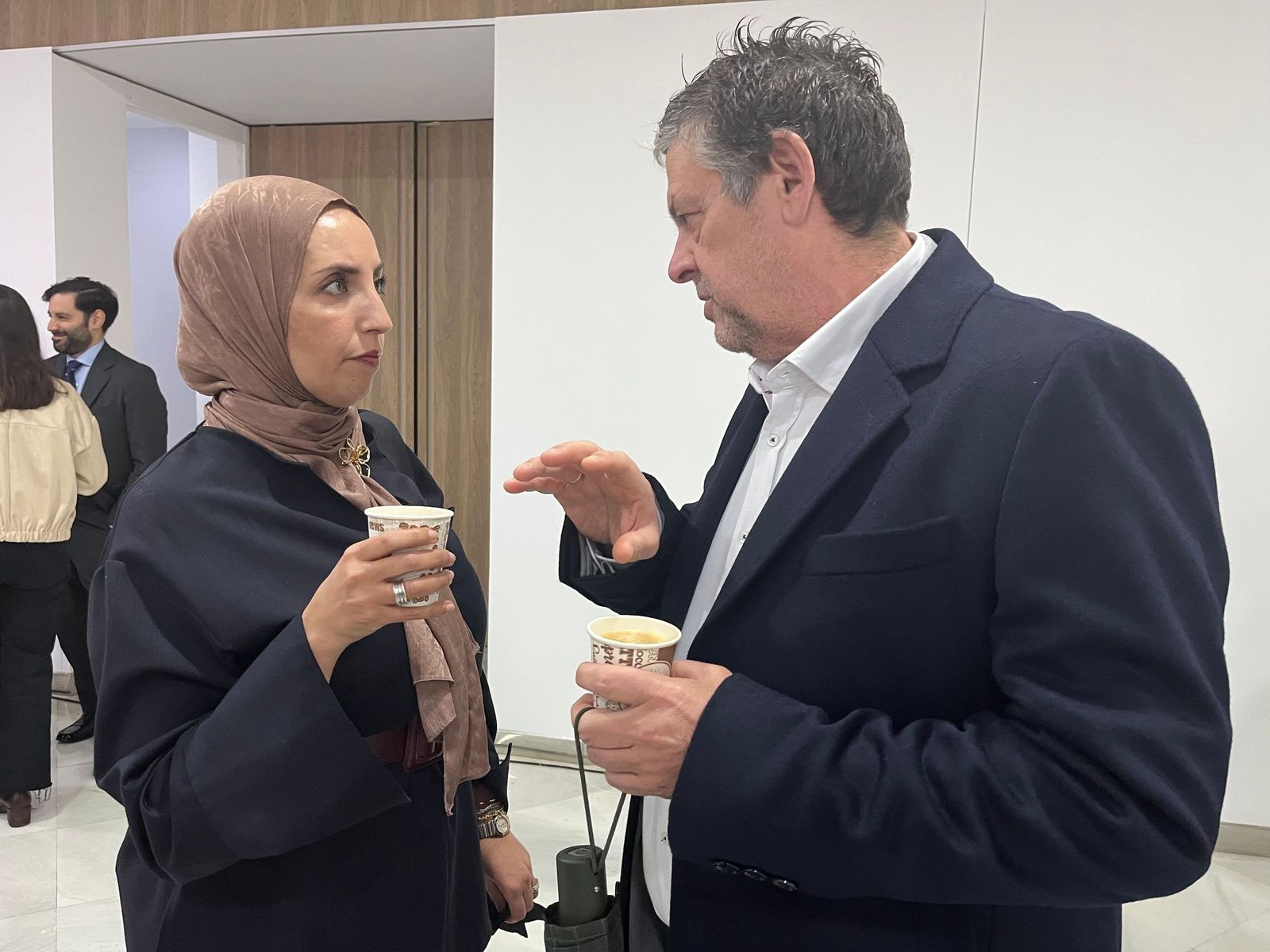 El Pueblo invita a reflexionar sobre el futuro del turismo en Ceuta