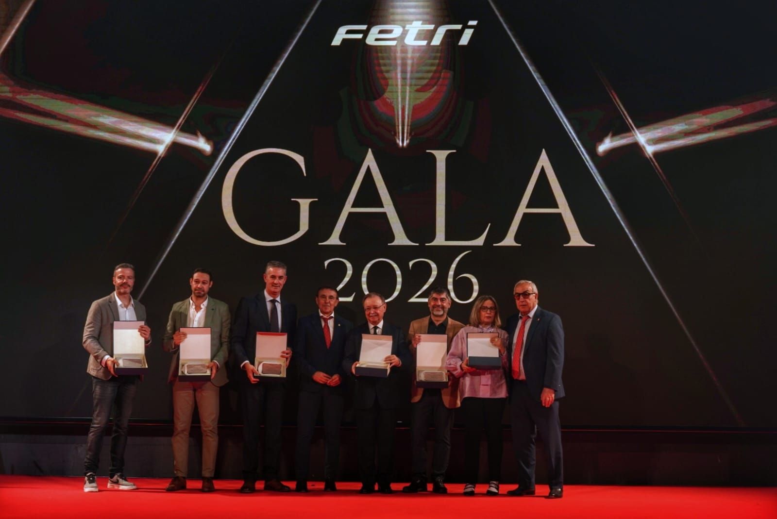 Ceuta recibe la Placa de Plata de la Federación Española de Triatlón en reconocimiento a su impulso al deporte