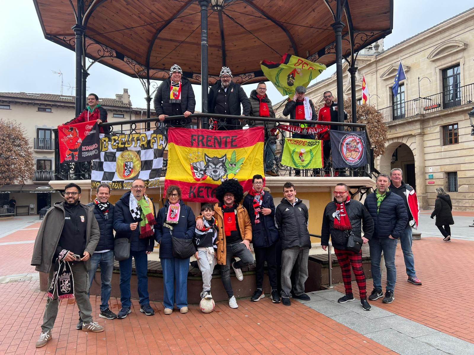 Hermanamiento de las aficiones del Ceuta y el Mirandés