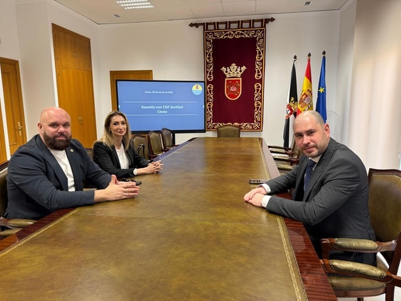 Un momento del encuentro celebrado en la Delegación del Gobierno