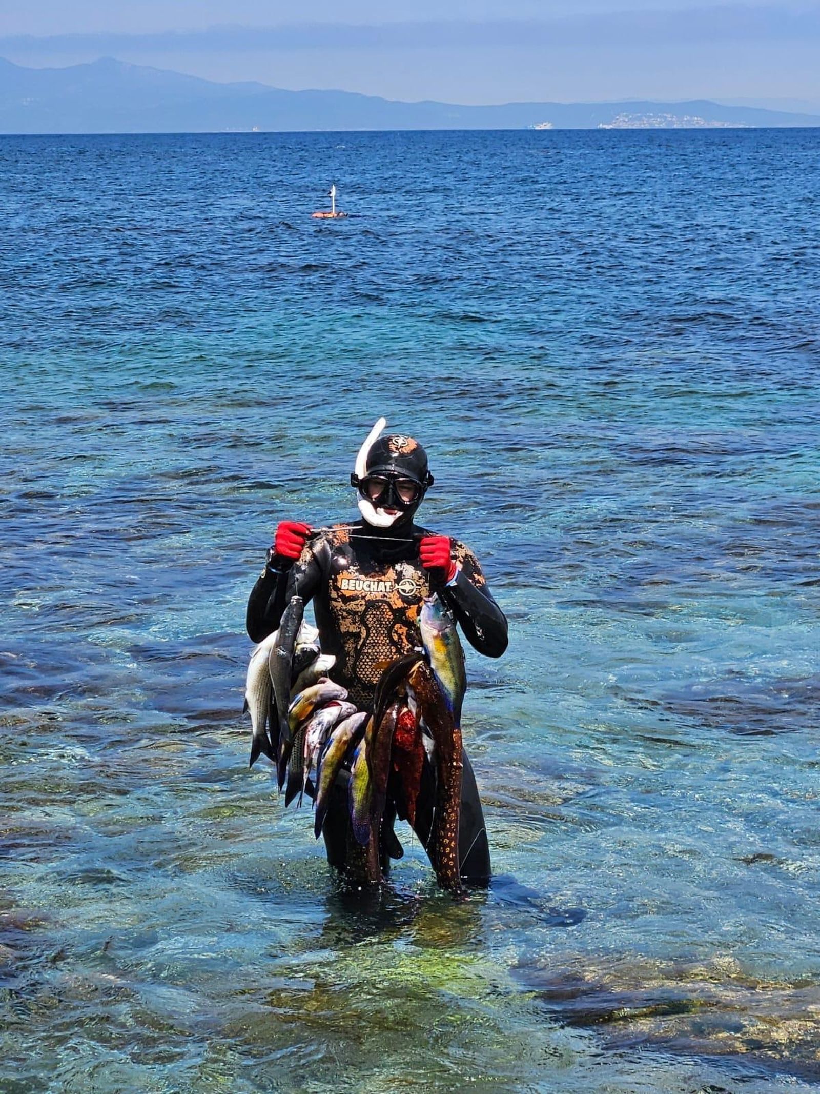 Jalid se impone en el campeonato local de pesca submarina celebrado en Ceuta
