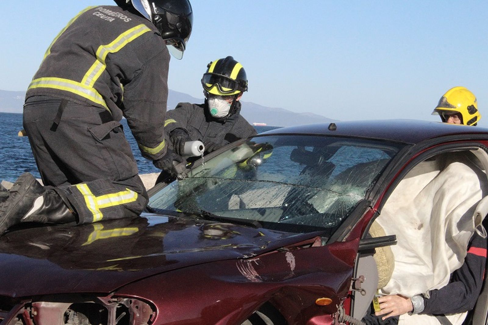 8181_bomberos-en-practicas_b004web