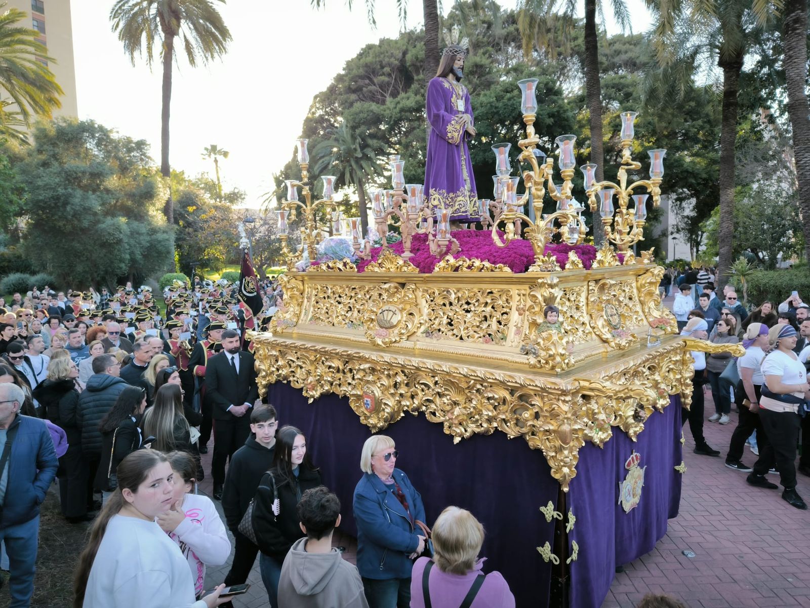 El Medinaceli y María de los Dolores: esencia pura de Ceuta en plena primavera