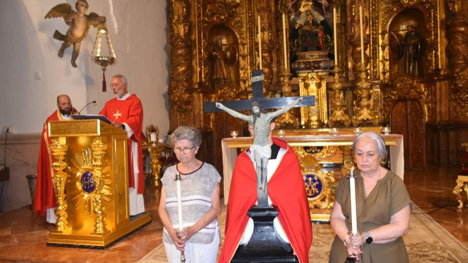 El Cristo del Puente es despedido con fe y respeto por su feligresía