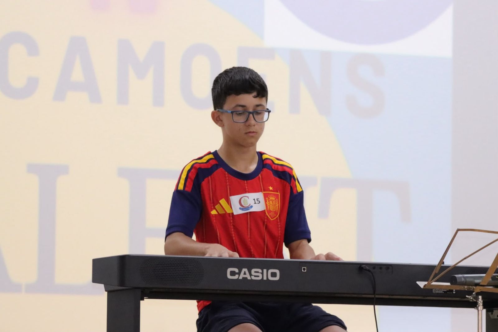 El IES Luis de Camoens celebra tres décadas de historia con una gran jornada cultural y deportiva